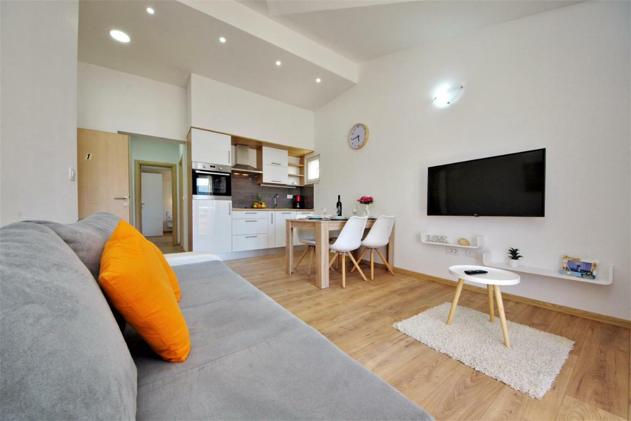 Poljica  Apartman Mario מראה חיצוני תמונה